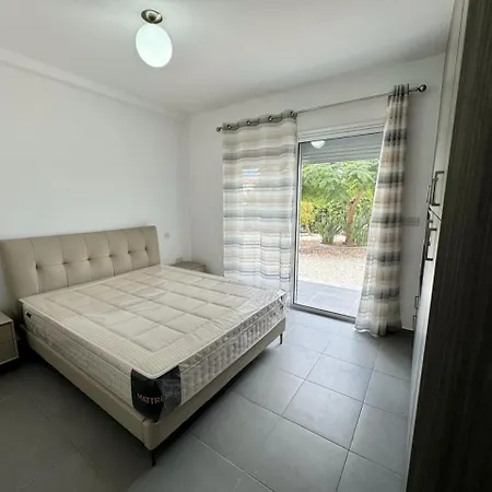 Apartman Viktor House Péjia